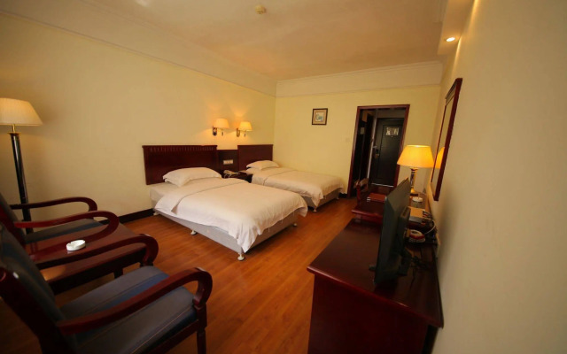 Pipaxi Hotel