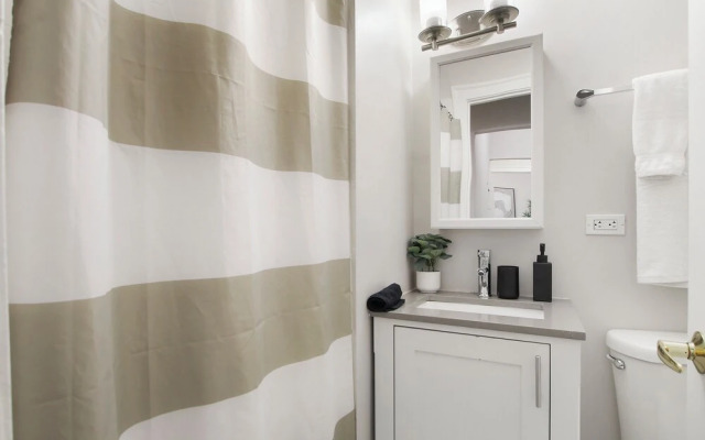 1BR Cozy Apt - Harper 404