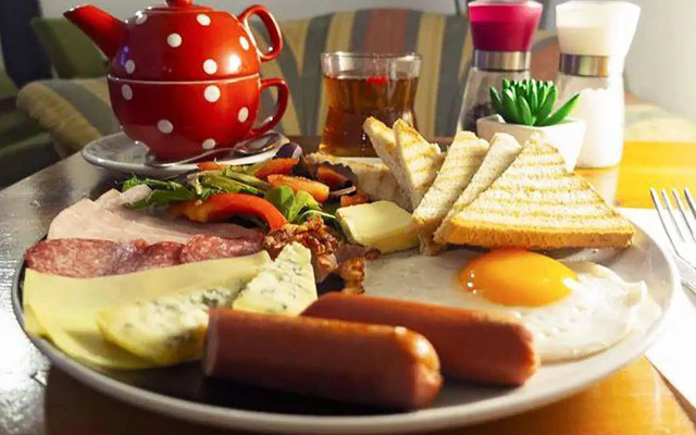 The Dancing House Residence