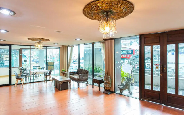 SK Boutique Maha Nakhon