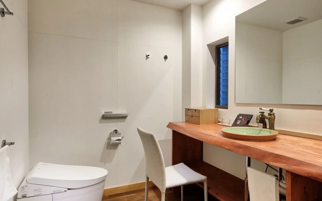 Tsumugi Nishinotoinhanayacho