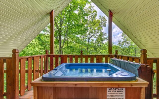 Macys Hideaway by Vtrips