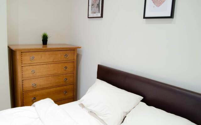 Luxury 1 Bedroom in the West End London