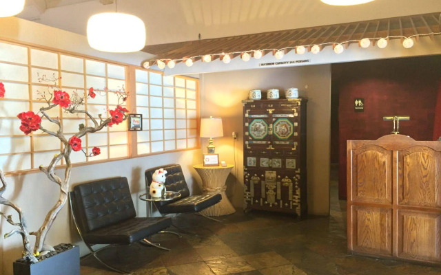 Mikado Hotel