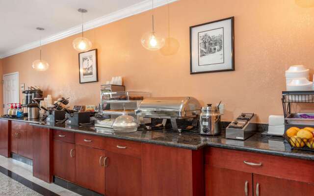 La Quinta Inn & Suites by Wyndham St. Augustine