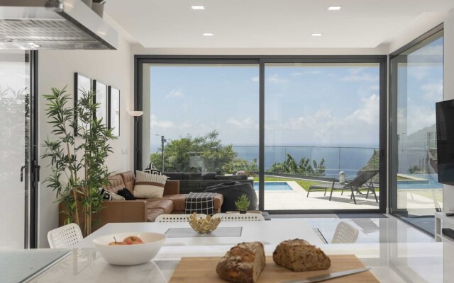 House With Pool and sea View, Pearl of Calheta