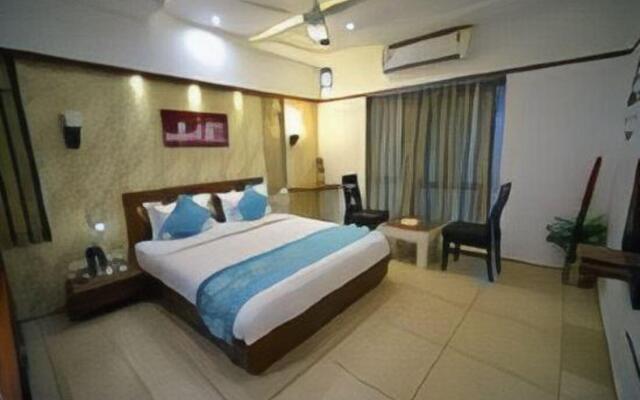 The Grand Imperial Hotel