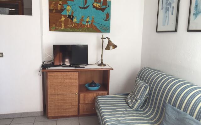 Rose Apartment IV