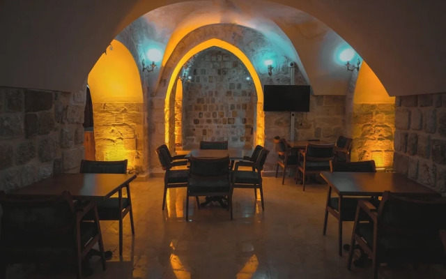 Kasr-i Divan Hotel