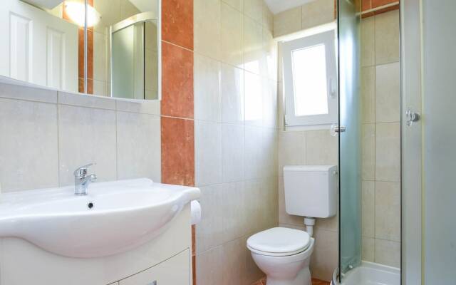 Apartments Trstenica