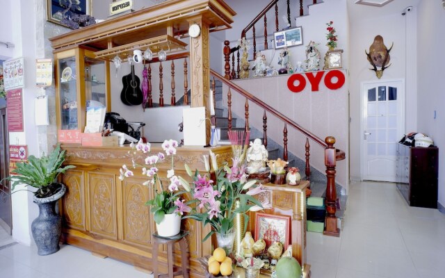 OYO 987 Thanh Thanh Nhan Hotel