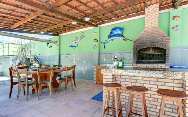 Casa com Piscina no Iguape 50m do Mar
