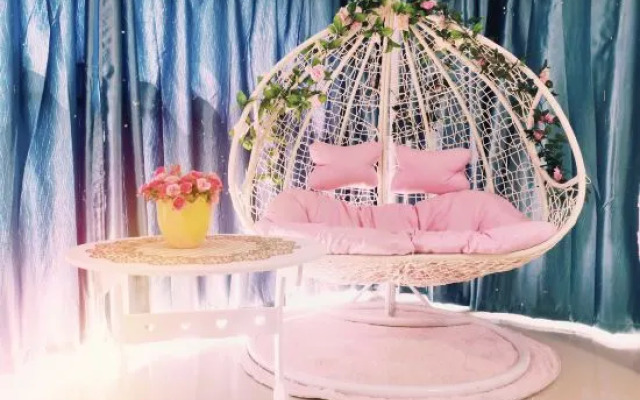 Baisong Apartment Hotel (Beihai Ningchuncheng High-speed Railway Station)