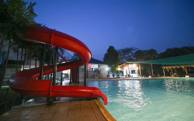 Mina Resort and spa