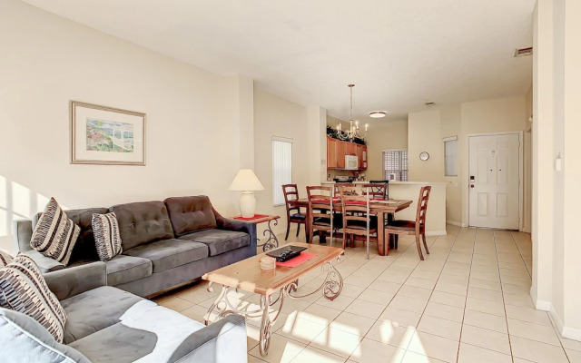 Spacious Emerald Escape - 12 Mins to Disney