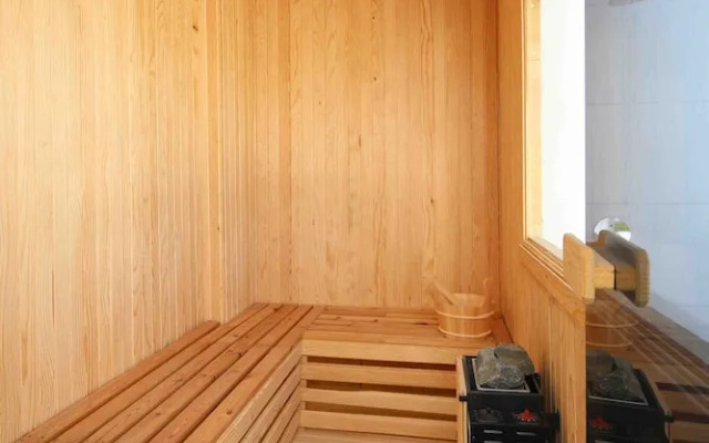 Kozakorman Hotel & Restaurant