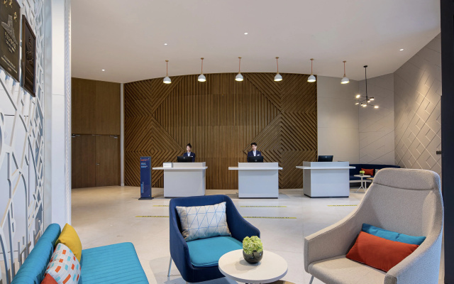 Holiday Inn Express Chongli – Lobby – Zhangjiakou