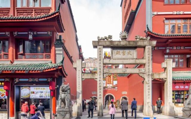 Mo Ning Hotel (Changsha High-speed Railway Wuyue Plaza Branch)