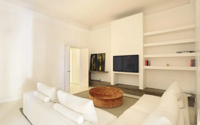Luxury Apartment in Central Florence