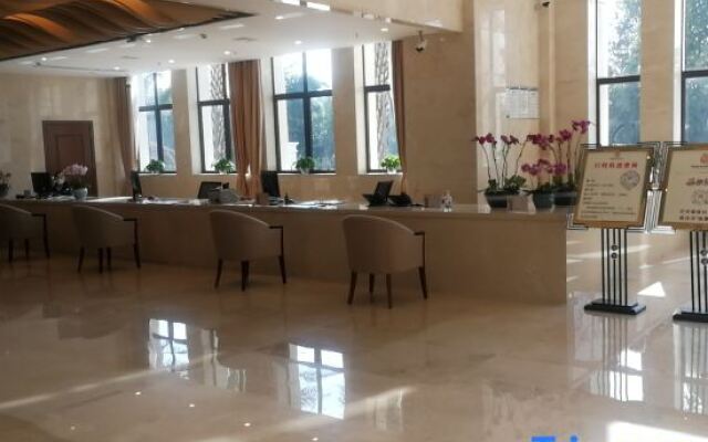 Rongchang Ruier Riverside Hotel (Rongchang Education and Training Center)