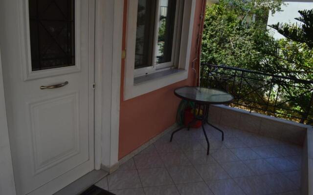 Anastasias Apartment center City by Dimitropoulos