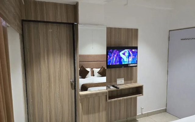Gokul Guest House