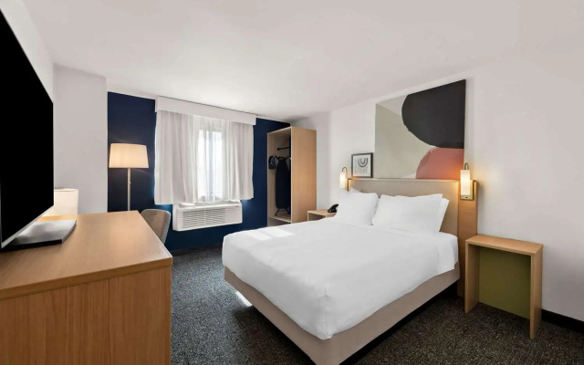 Spark by Hilton Norfolk