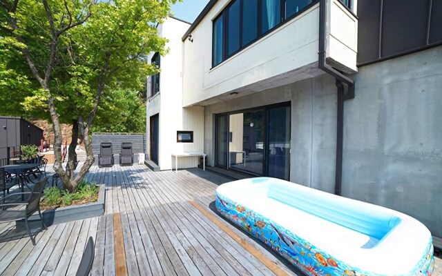 Yangpyeong Santa Pension