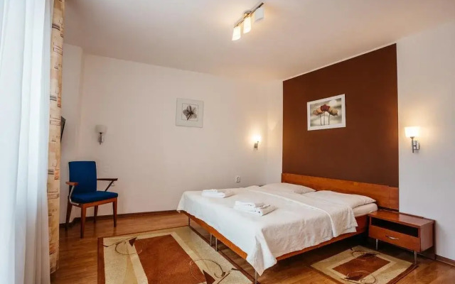 Hotel Artin