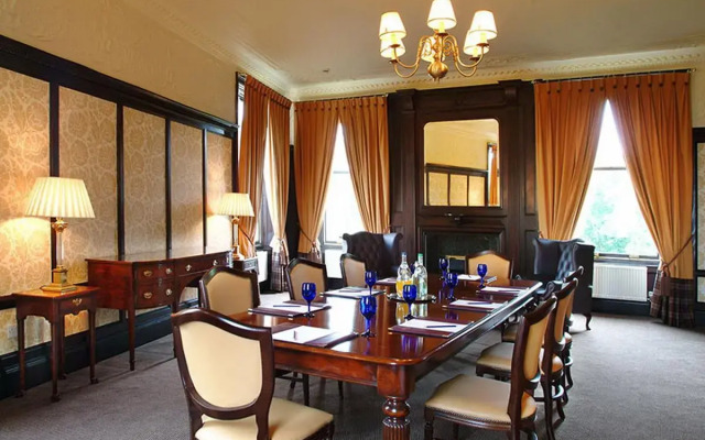 Parliament House Hotel