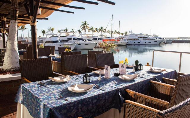 The Westmarine Waterfront Hotel