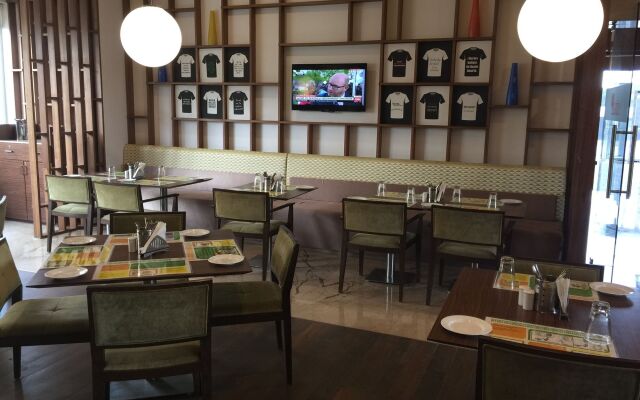 Lemon Tree Hotel, Sector 60, Gurugram