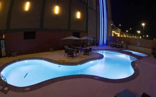 Cherokee Casino & Hotel Roland