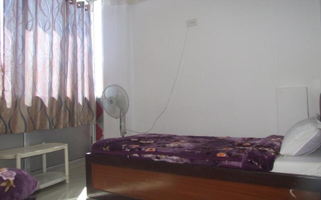 New Hotel Shiva