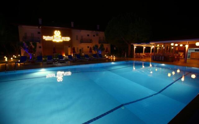 Iksirci Baba Hotel