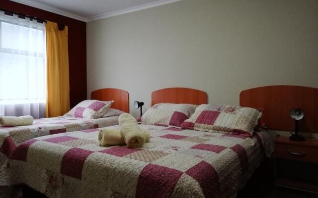 Hostal La Base