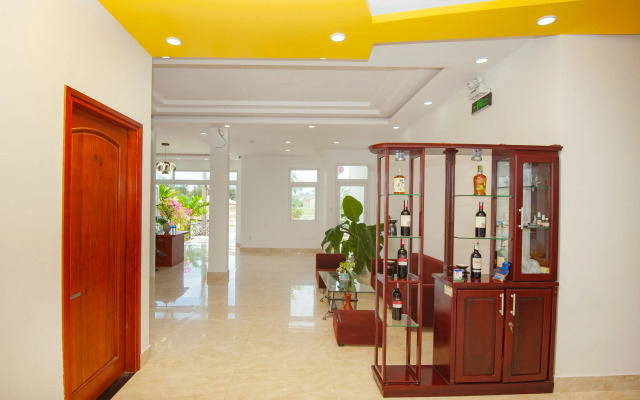 Yellow Daisy Villa