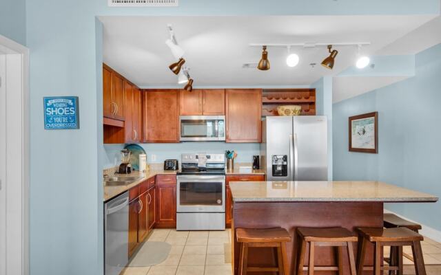 Laketown Wharf 806