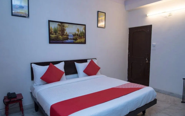 Hotel Kalika Palace