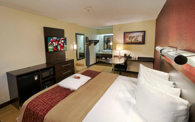 Red Roof Inn PLUS+ Philadelphia Airport