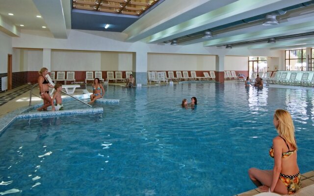 Sol Nessebar Palace - All Inclusive