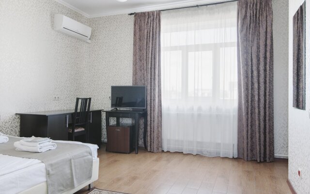 Roomp Hitrovka Guest House