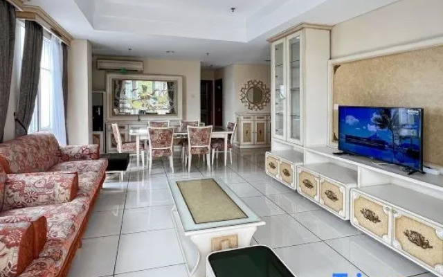 Luxury 2BR Apt Menteng w/ Pool, WiFi & Gym