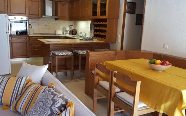 Irene's Apartment In Salakos