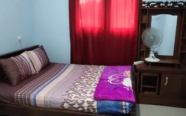 Homestay Griya Merpil - Hostel