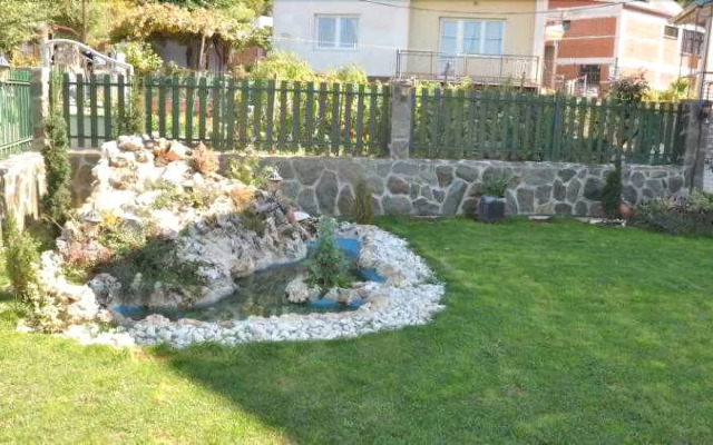 Vila Damaja