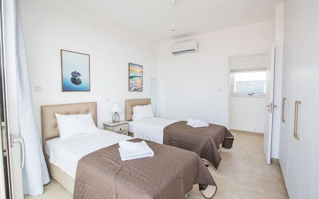 Villa Nia AQ Ol20 in Protaras