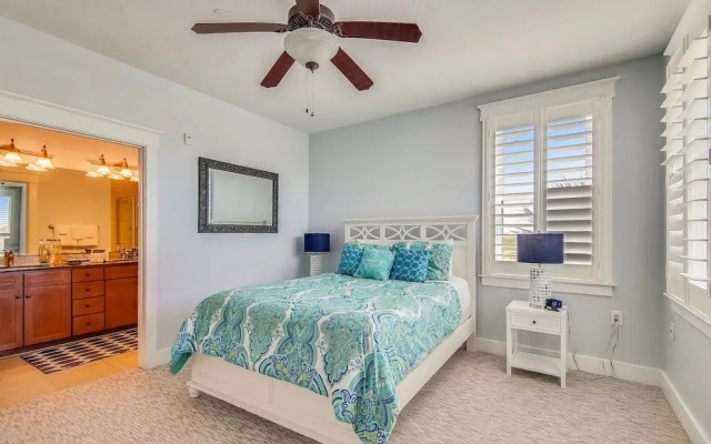 Pointe West 103-seaglass Oasis
