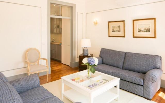Classic and Super Central Apartment 20 by Lisbonne Collection