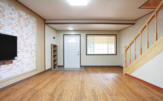 Baenae-gol Four Season Pension